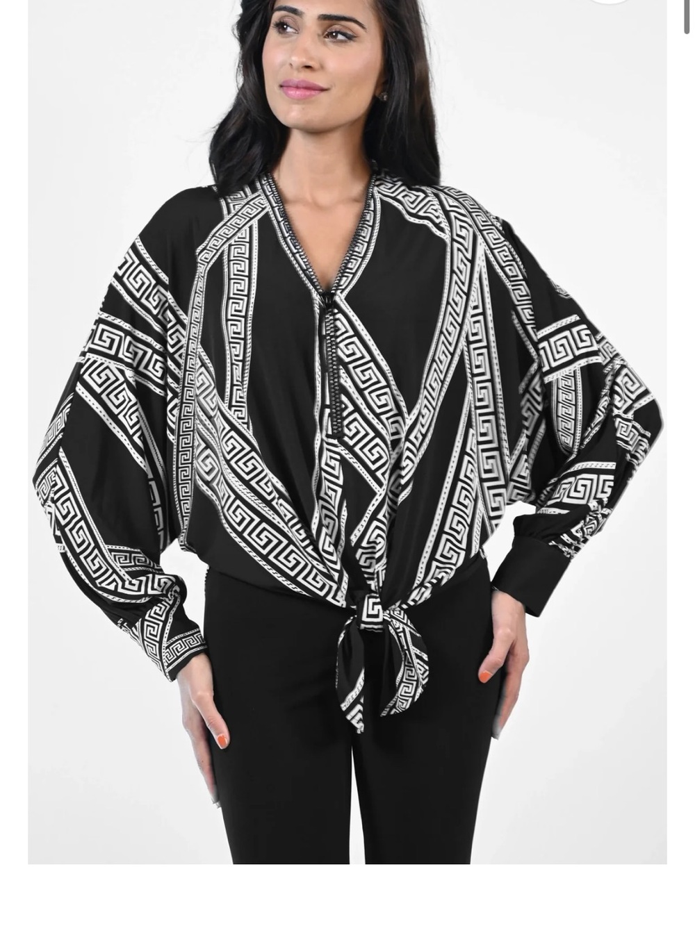 Frank Lyman Knit Top Designer Tie Knot Front Rhinestone Zip Neckline Size 8 NWT